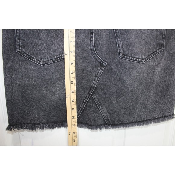 Volcom Women’s Black High-Rise Raw-Hem Stoned Denim Mini Jean Skirt Size M - Picture 6 of 6